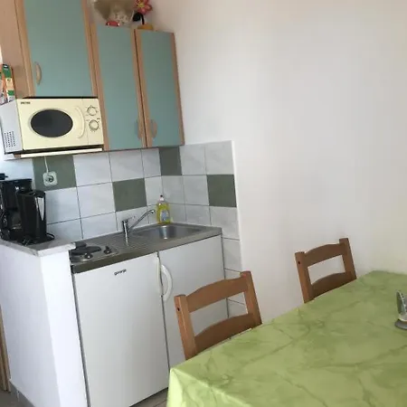 Zderic Appartement *